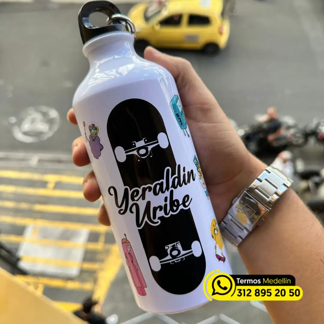 Termos personalizados en Medellín skate
